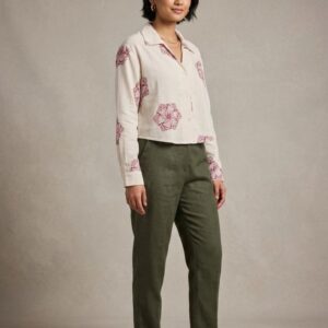 Alternative view of Women’s Relaxed Fit Printed Cotton Blend Shirt – White Floral Casual Top